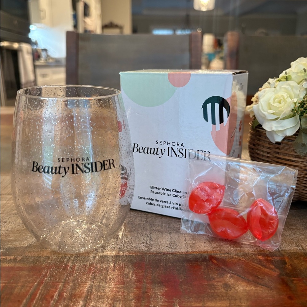 NEW Sephora Beauty Insider GLITTER WINE GLASS & REUSABLE Lips 👄 ICE CUBE Set!